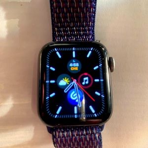 Apple Watch Series 4 Space Grey Aluminum 40mm